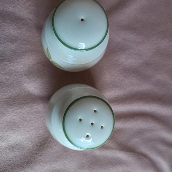 Vintage Marks & Spencer M&S St Michael Ashberry Salt & Pepper Shakers